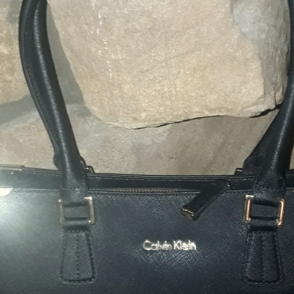 CALVIN KLEIN SAFFIANO LEATHER ZIP SATCHEL PURSE - Picture 5 of 9